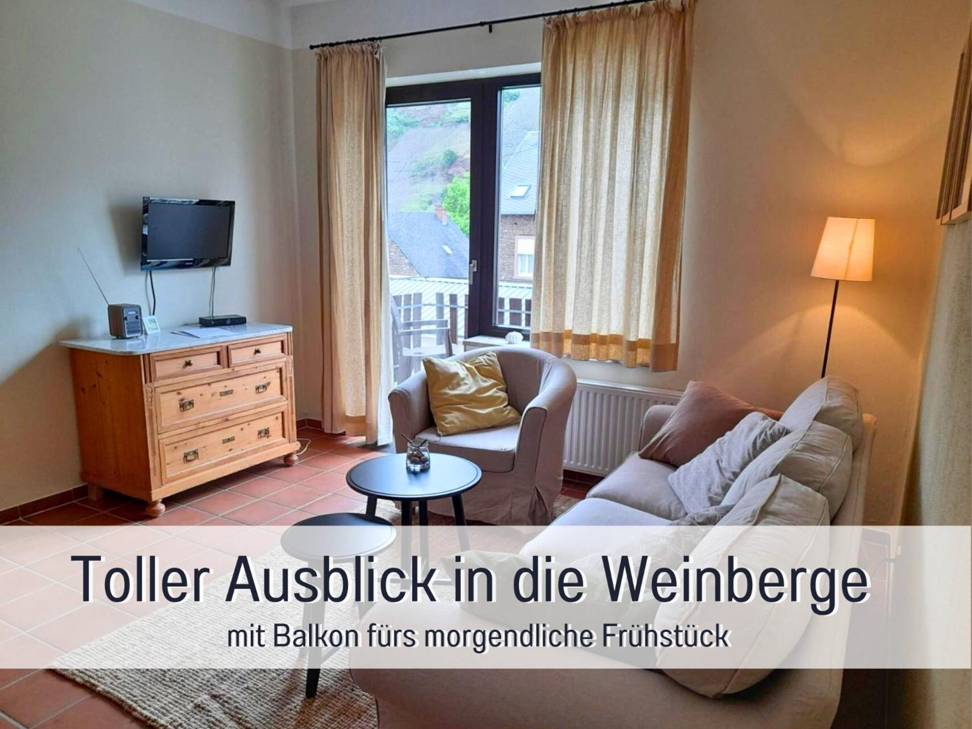 Ferienhaus Schwaab-Scherr, Genau Zwischen Bernkastel-Kues Und Traben-Trarbach, Mit Kostenlosem Oepnv-Ticket Fuer Bus Und Bahn, Parkplaetzen, Fahrradgarage Und Vielen Tipps Эрден Экстерьер фото